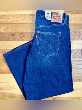 NWT Levi's Women’s Middy Wide Leg, Ankle-Length Jeans 32x27